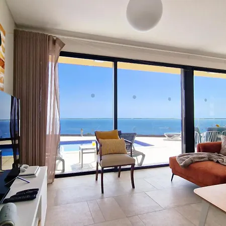 Villa Eden Sun - A Modern Luxury With A Panoramic View Prazeres