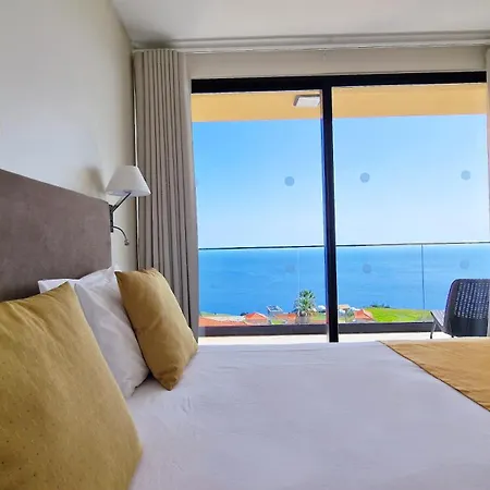 Villa Eden Sun - A Modern Luxury With A Panoramic View Prazeres