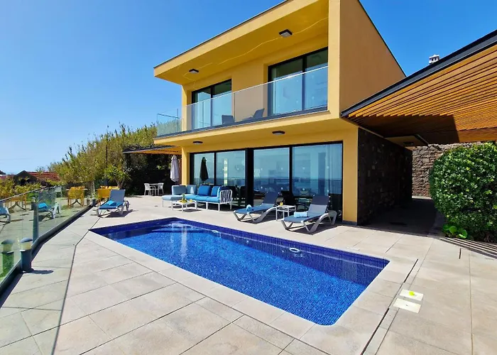 Eden Sun - A Modern Luxury With A Panoramic View Prazeres