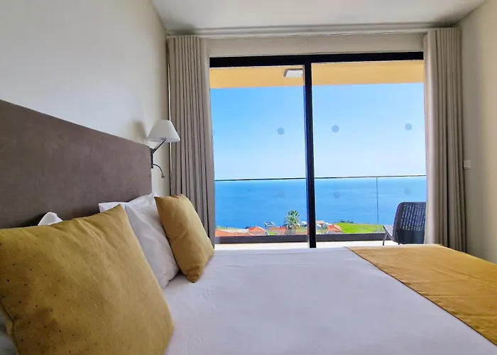 Villa Eden Sun - A Modern Luxury With A Panoramic View Prazeres