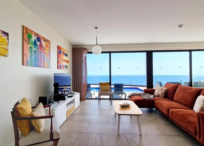 Eden Sun - A Modern Luxury With A Panoramic View Prazeres