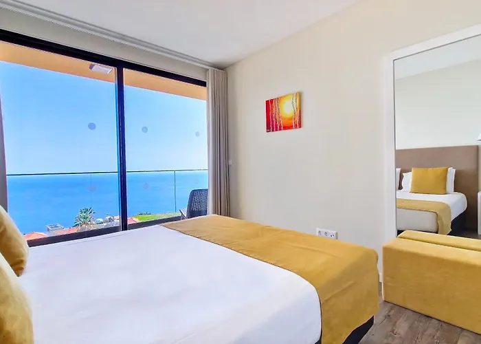 Villa Eden Sun - A Modern Luxury With A Panoramic View Prazeres